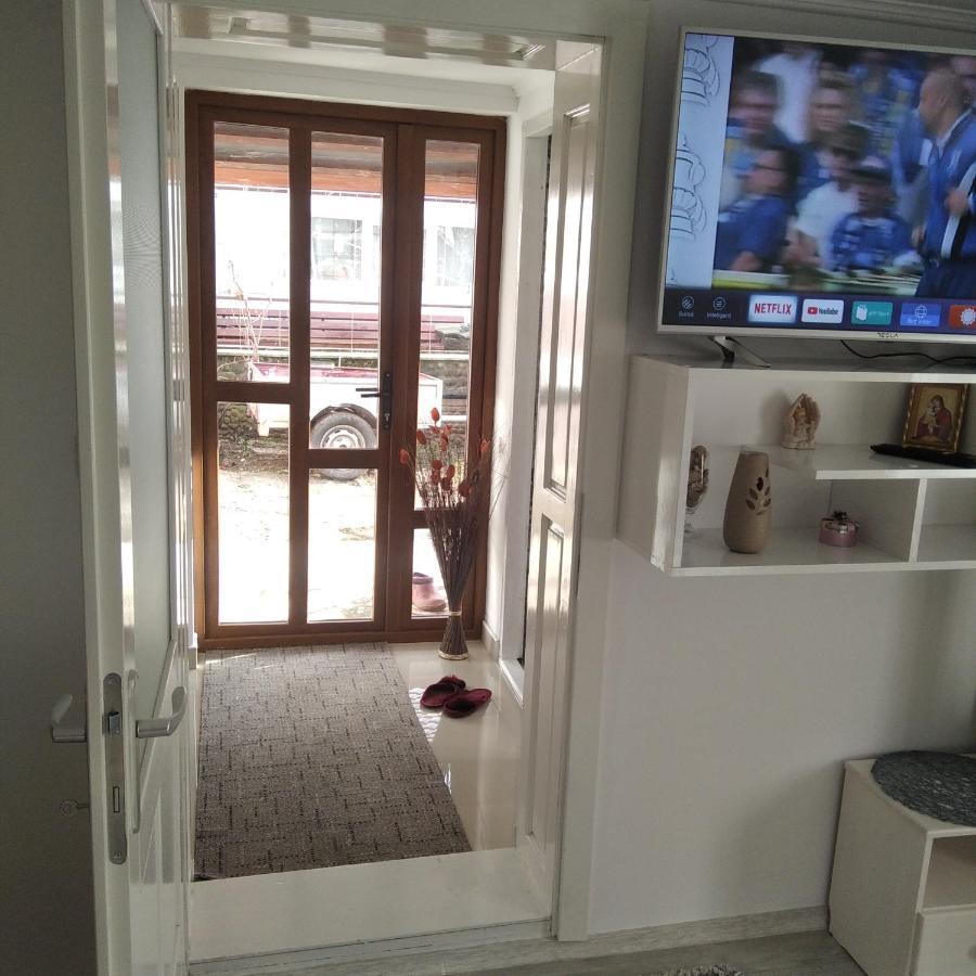 Casuta Bunicilor Villa Dorna Cindrenilor Bagian luar foto