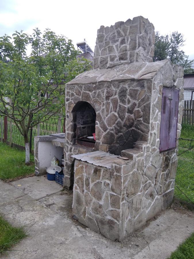 Casuta Bunicilor Villa Dorna Cindrenilor Bagian luar foto