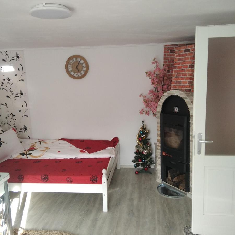 Casuta Bunicilor Villa Dorna Cindrenilor Bagian luar foto